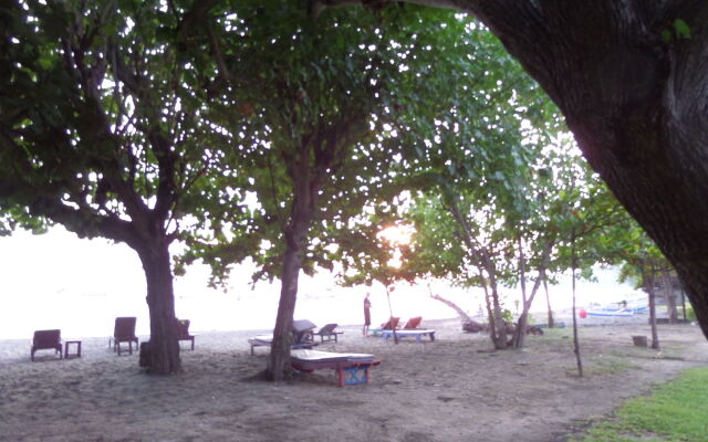 Taman Selini Wahana Beach Bungalows