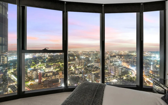 Melbourne Square Apartments