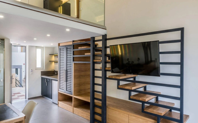 Forum Suites