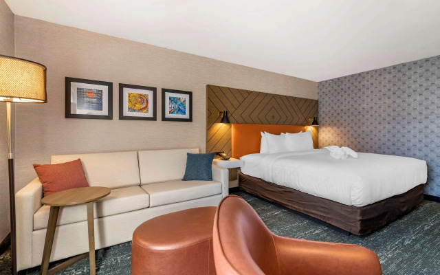 Clarion Inn Nashua