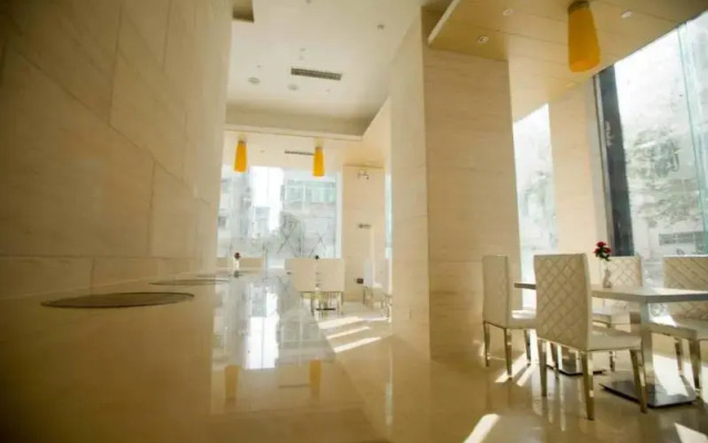 Ji Hotel (Sanya Central)