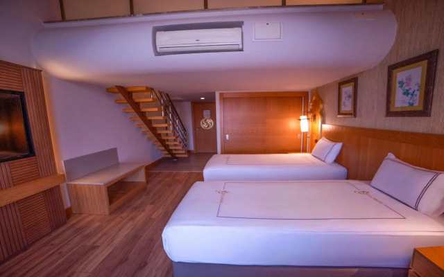 Royal Dragon Hotel – All Inclusive