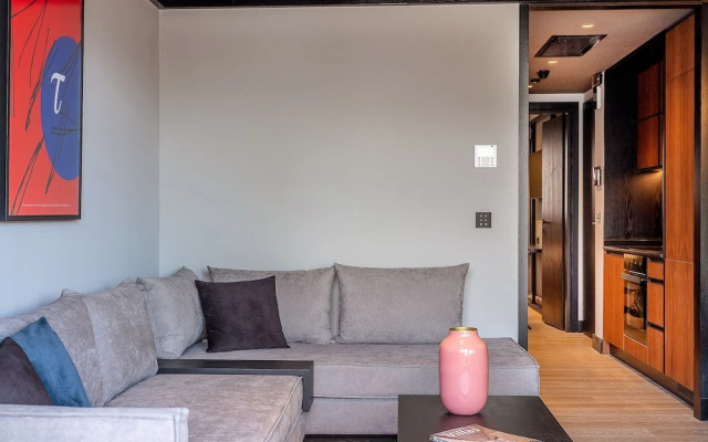 3 Pines Design Living