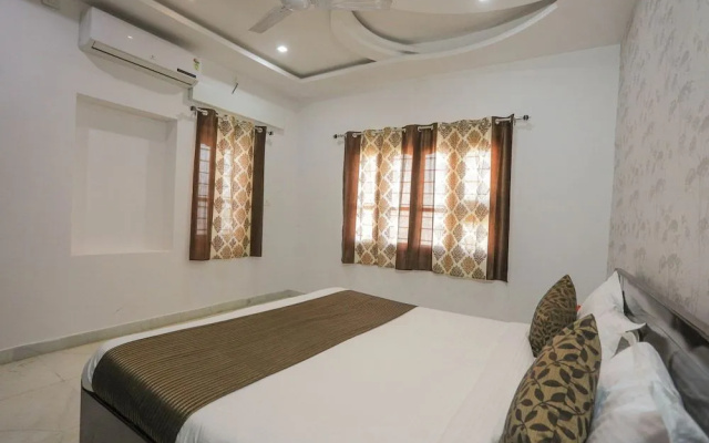 OYO 10287 Home 3BHK Villa near Lake City Mall