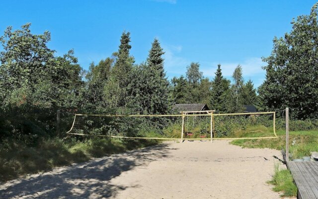 Pretty Holiday Home in Hadsund With Terrace