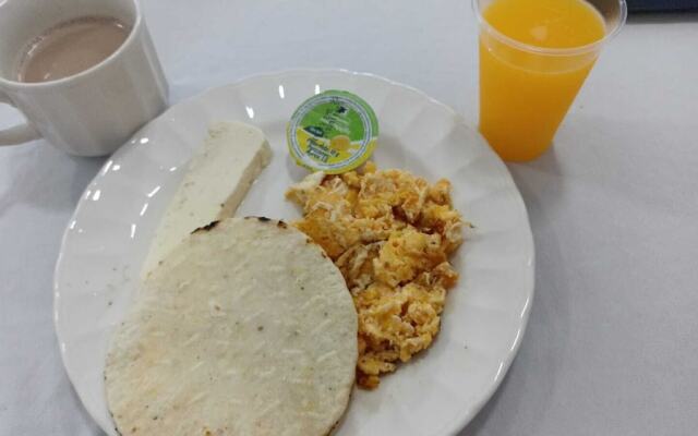 Hotel Acapulco Caucasia