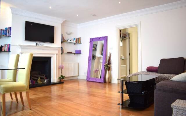 Luxury 2 Bedroom Flat in Central London