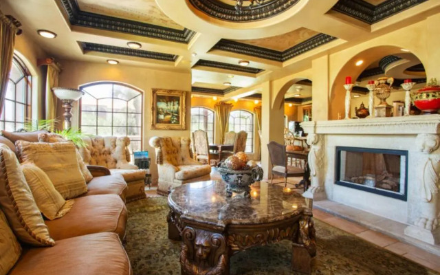 Ocean Lodge
