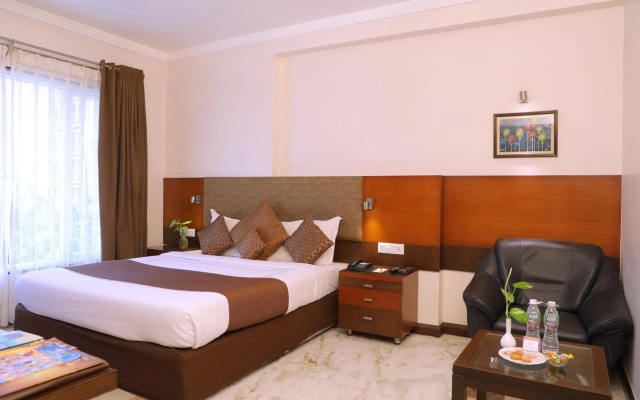 Amantra Comfort Hotel – Guest Rooms – Udaipur