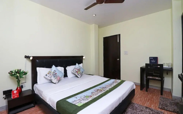 OYO 10666 Hotel Star