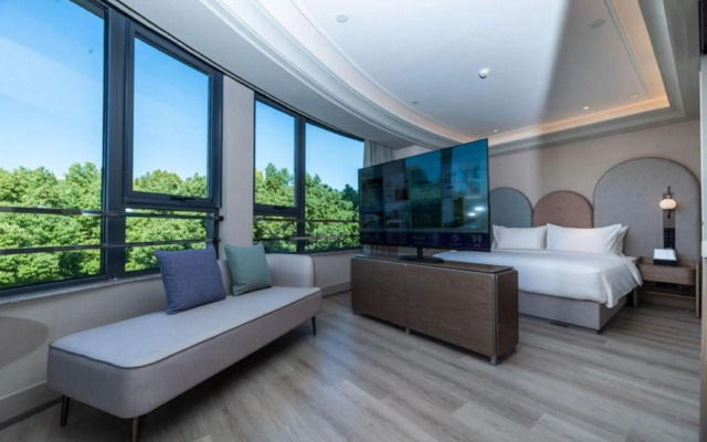 Mercure Nanjing Hongshan Zoo