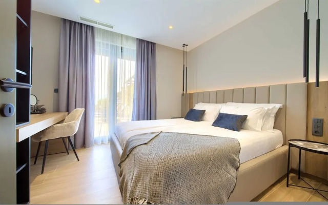 Villa Lord With Heated Pool Jacuzzi and Sauna