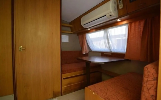 Golden Sand Beach & Caravan