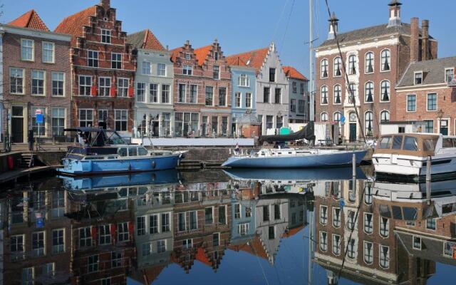 Unieke stadswoning met jacuzzi en sauna max 8 pers
