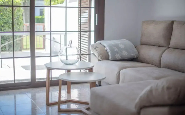 Semi-Detached House 2 (R86)