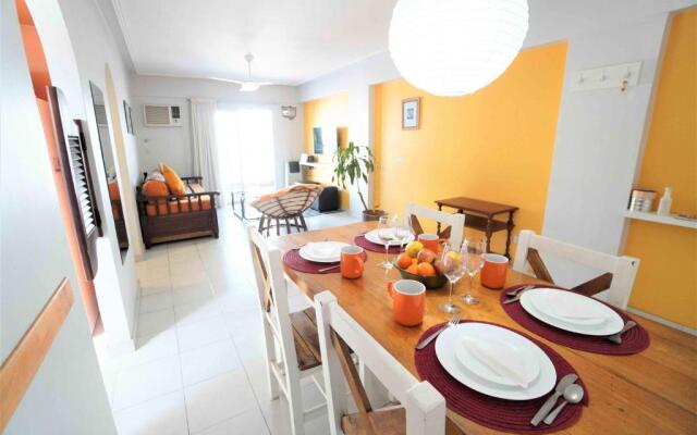 Rent for Days II - Top Centro