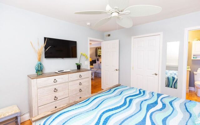 Ocean Glass Inn Condominiums