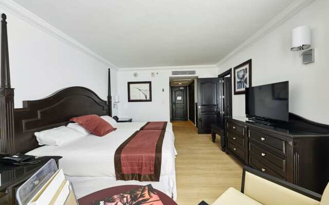Hotel Riu Palace Paradise Island - Adults Only - All Inclusive