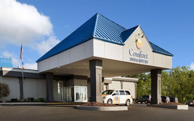 Comfort Inn & Suites Airport