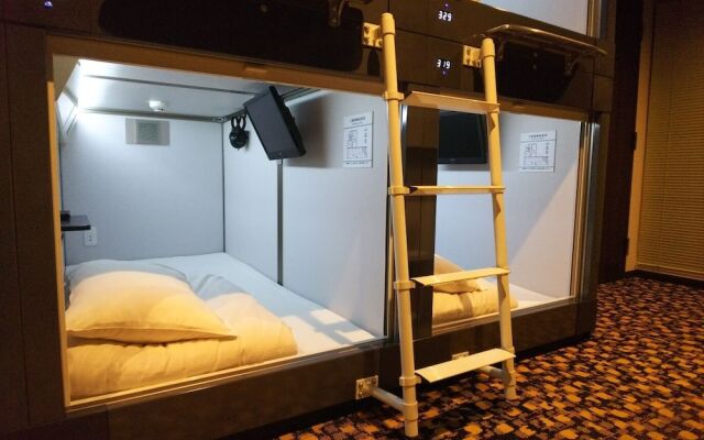 Kobe Capsule Hotel Seki