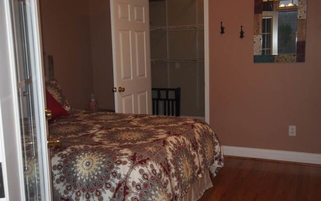 Glassy View Bed & Breakfast