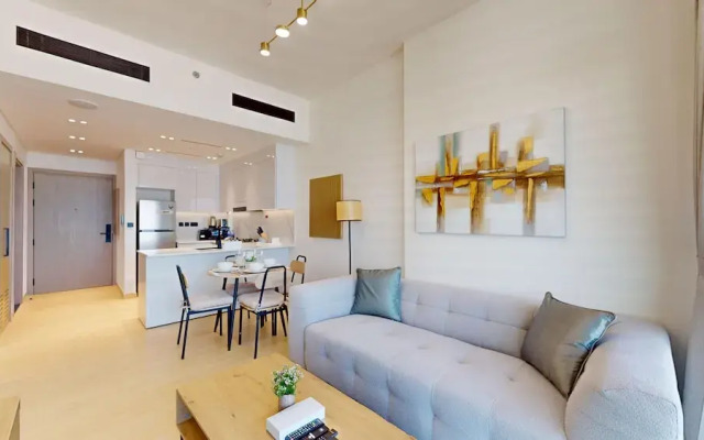 JVC - Binghatti Emerald 2004