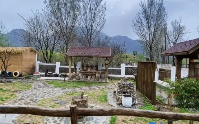 Yixian Banmuxintian Homestay – Outside – Baoding