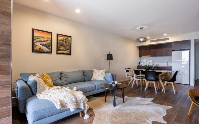 Luxury Hinterland Retreat - Family Suite with Hinterland and Ocean Views