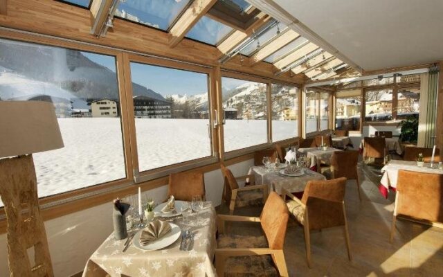Hotel Tristkogel