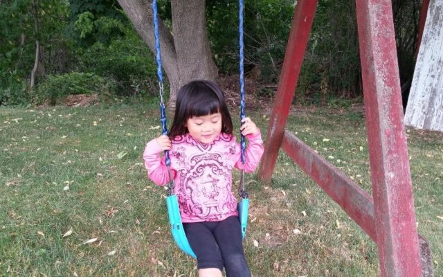 Holiday Country Manor