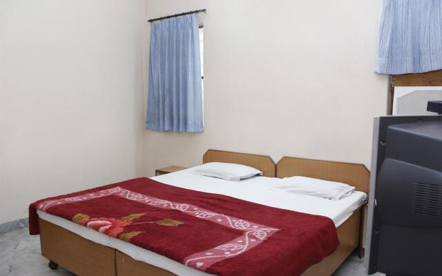 Hotel Sugandh Retreat - Hostel