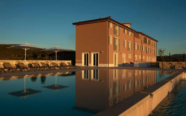 Riva Toscana Golf Resort & SPA