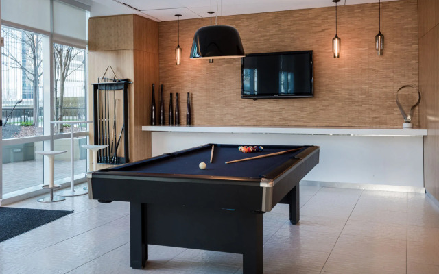 Dharma Home Suites: Jersey City, Paulus Hook
