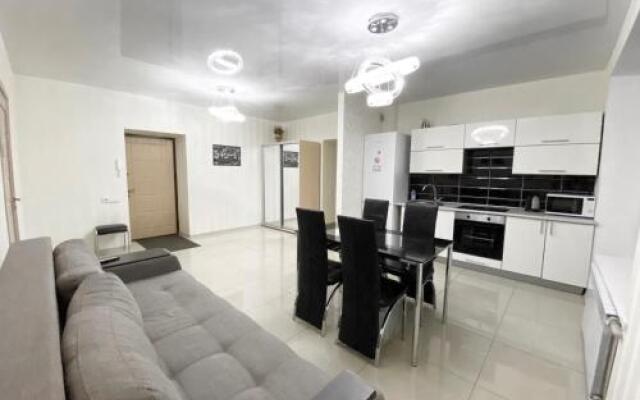 Most City Area De-Lux Apartment