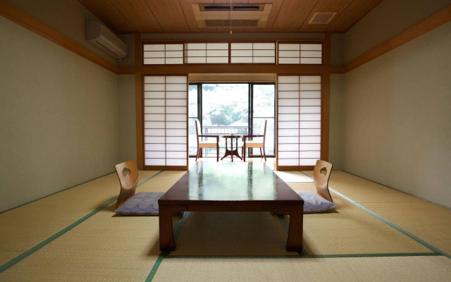Inunakisan Grand Hotel Kisenkaku