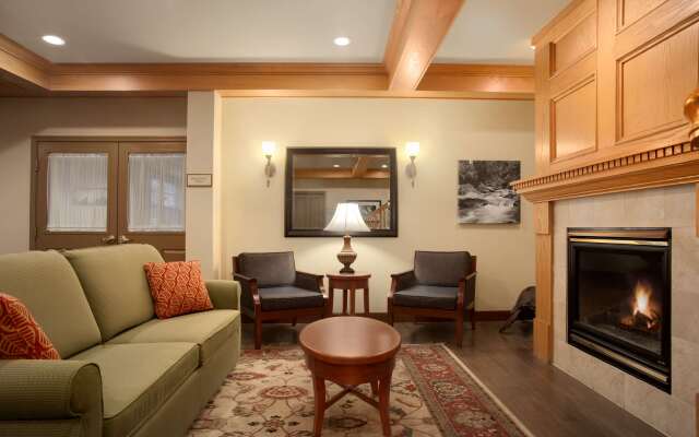 Country Inn & Suites by Radisson, Dundee, MI
