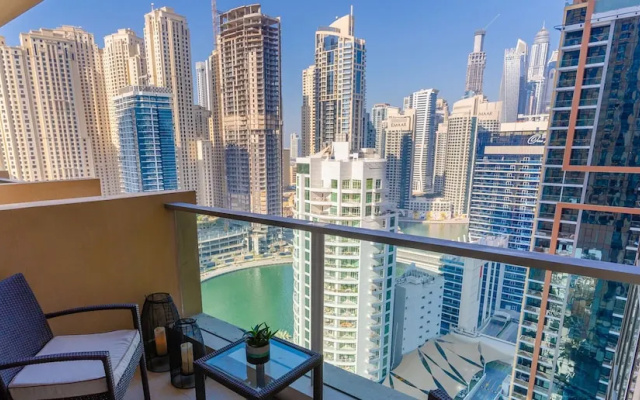 Luxury Studio Dubai Address Marina