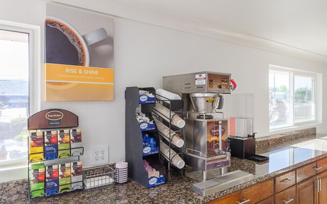 Motel 6 Ukiah, CA - North