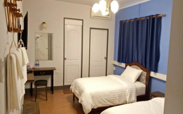 Baan Phraeng Poshtel Bangkok