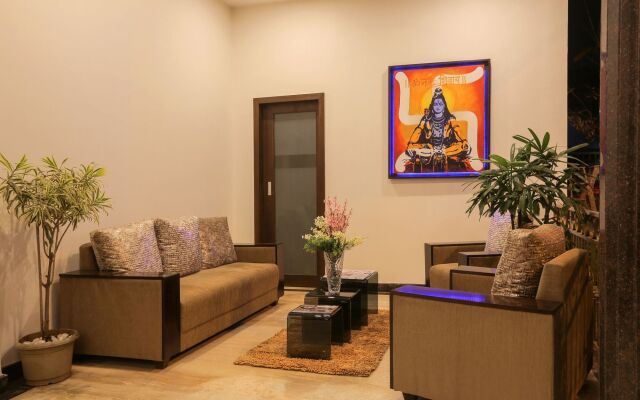 Hotel The Samrat