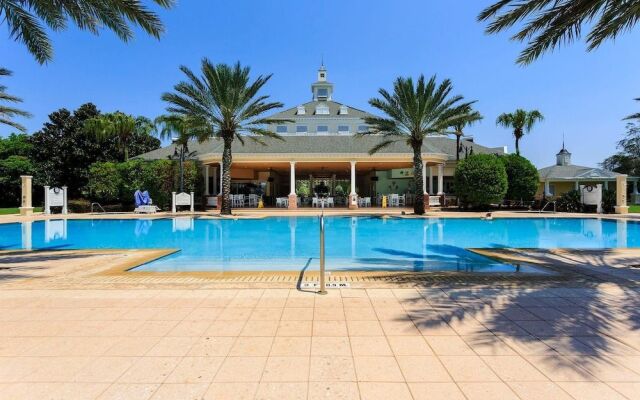 Condo Centre Court Haven 3 Bedroom Reunion