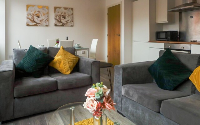 Inviting 2-bed Apartment in Derby, UK
