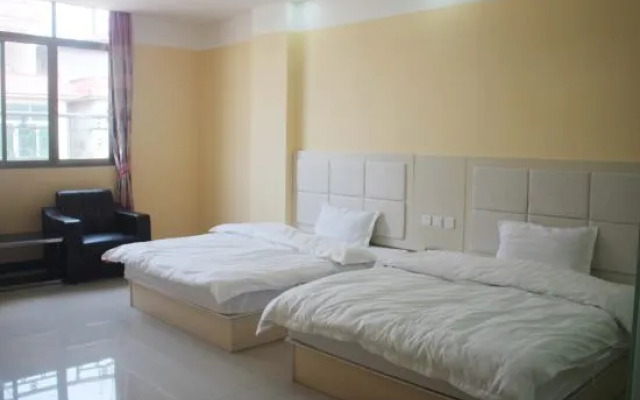 Guangzhou Longquan Business Apartment (Huadu Shiling Branch)
