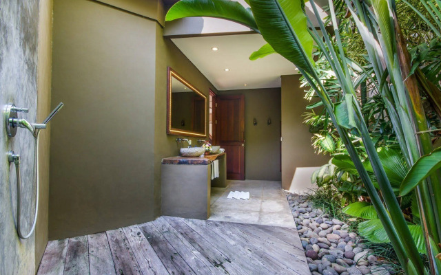 Villa Yoga by Villa Finder