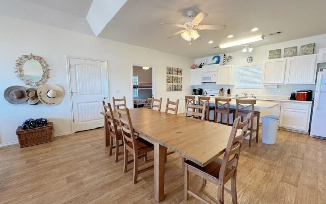 Sunburn Alley 4 Bedroom Home