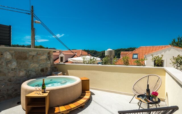 Casa Antika Suites