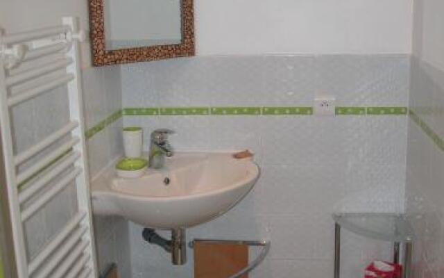 Au Mas Des Calmettes