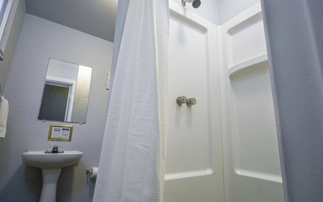 Downtown Accessible New 1br/1ba Cozy Studio