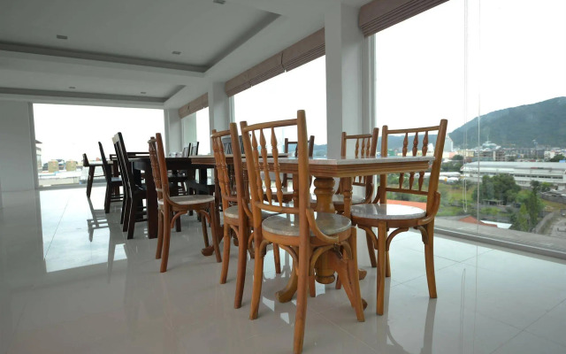 Baan Lukkan Patong Resort