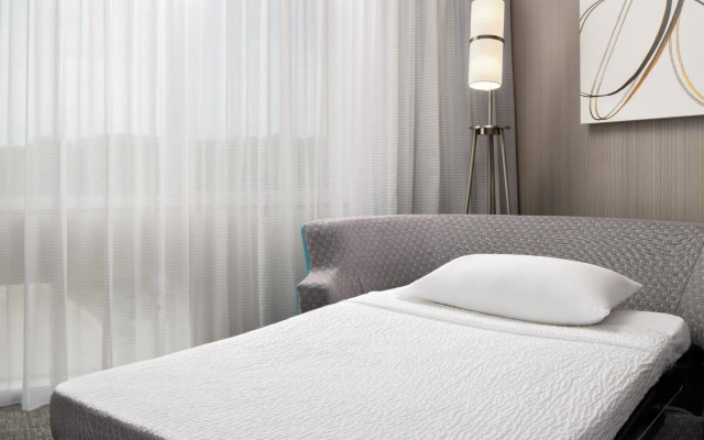 Courtyard by Marriott Raleigh North/Triangle Town Center